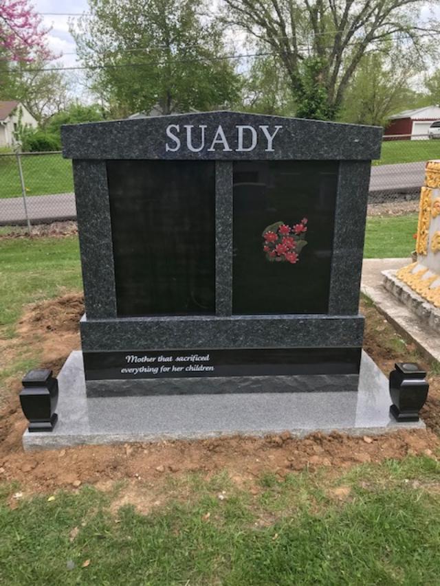 SUADY - Frisbie Monuments