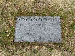 YOUNTS – EMMA