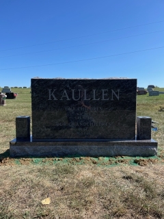KAULLEN BACK