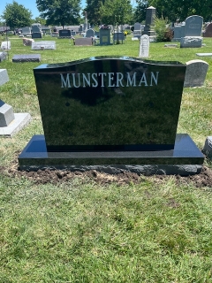 MUNSTERMAN BACK