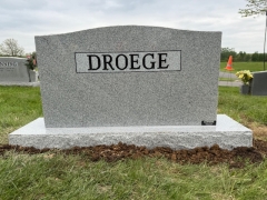 DROEGE BACK